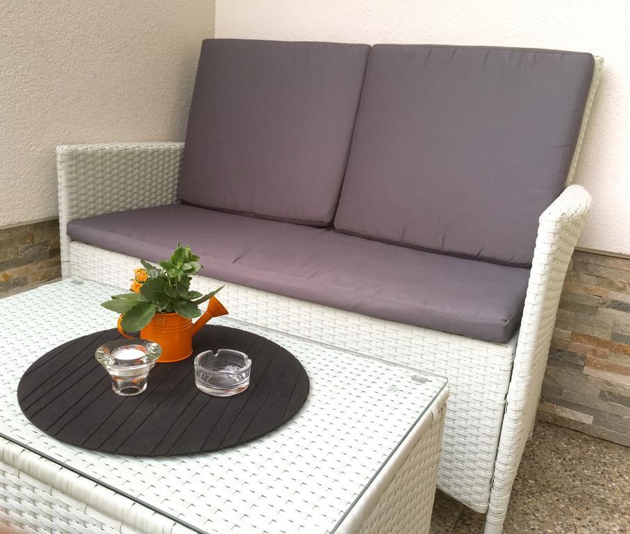 Luxury Studio Apartment White Sensation Водице Екстер'єр фото